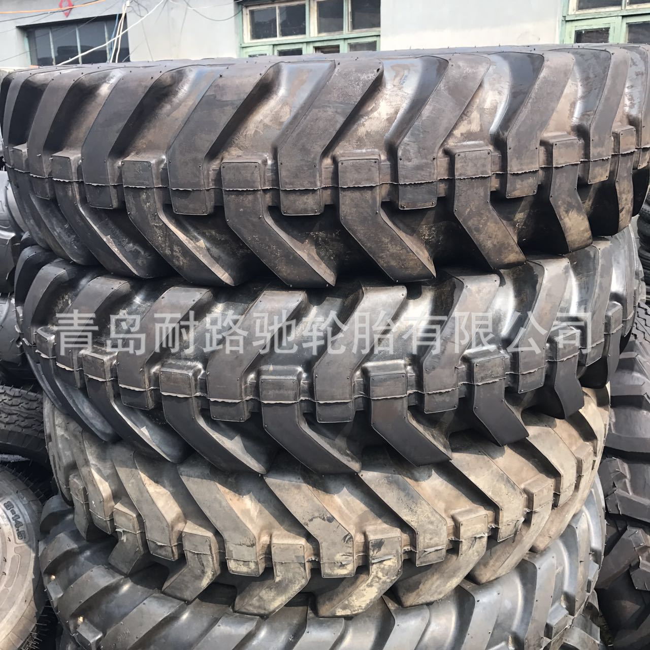 尼龙胎  14.00-24 G-2/L-2花纹 平地机轮胎 1400-24