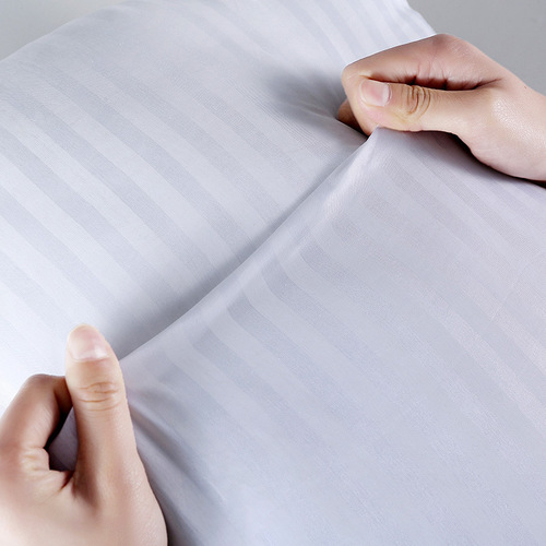 Factory direct sales of various large size pillows, non-woven pillow cores, striped polyester cores, lumbar pillows, cushions, pillow cores, wholesale