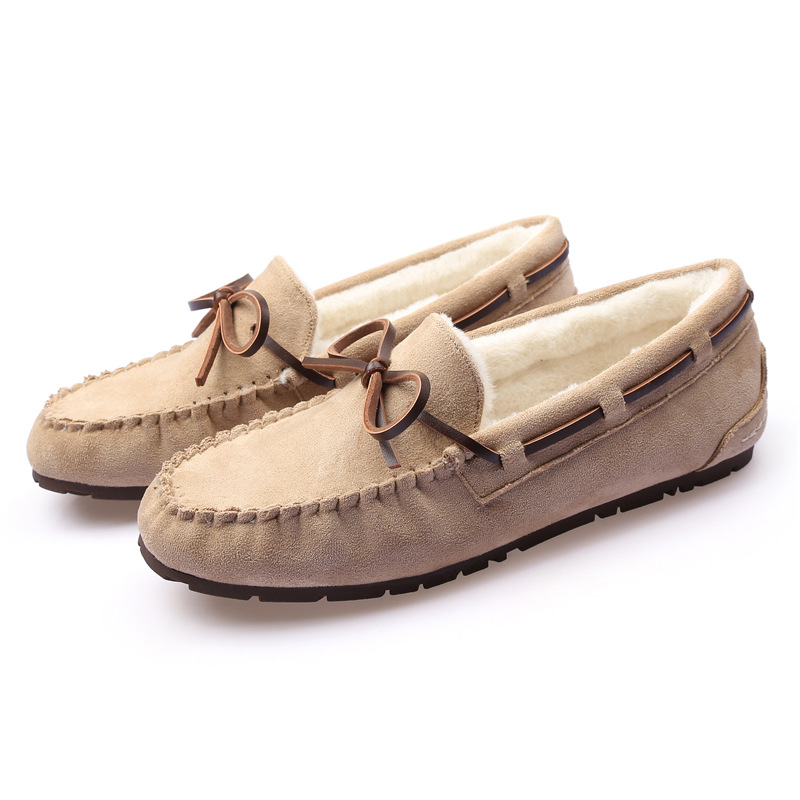 Mocasines de mujer de invierno forrado de lana 2023 nuevos zapatos versátiles de algodón de felpa plana estilo coreano engrosado slip-on zapatos de maternidad