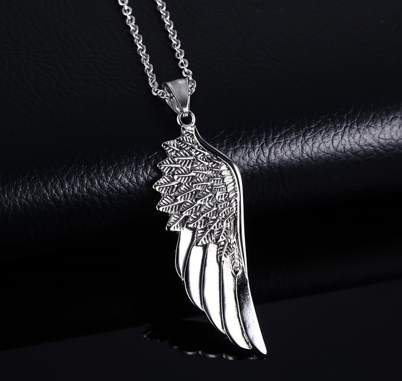 Japanese Korean versions of necklaces, trendsetters, feather personalized pendants, men's clothing decorations, and_voghion.com