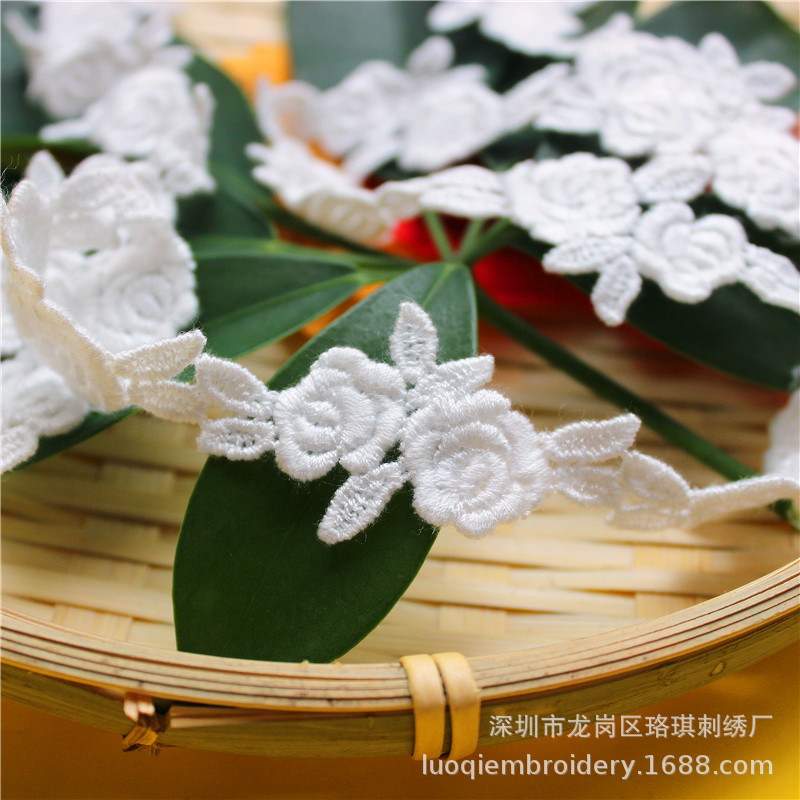 루오치 수용성 레이스 폭 2.5cm 두 송이의 장미꽃 면사 자수 의류 부자재 DIY 핸드메이드 장식 레이스