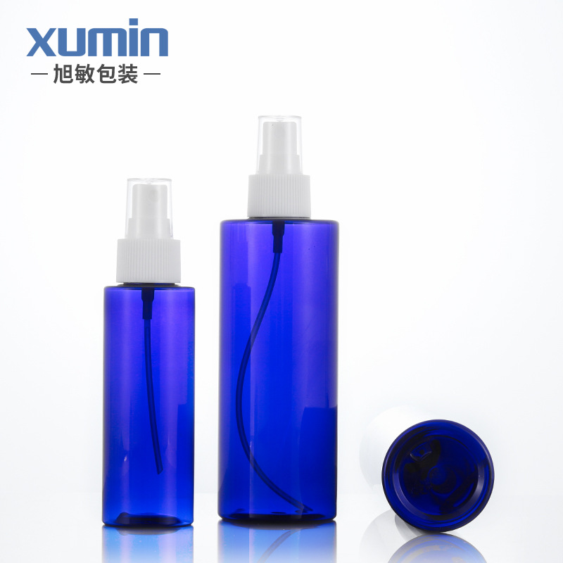 Botella de spray Azul hombro plano puro Botella de rocío Tóner pequeña botella de spray Boquilla blanca transparente pequeña cubierta Xumin embalaje