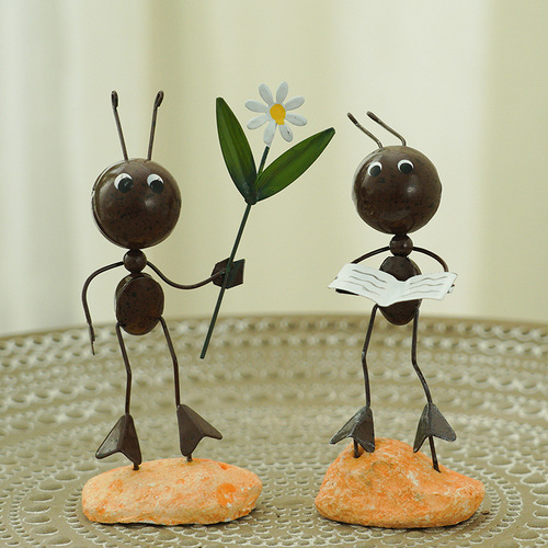 Creative Nordic ant living room decorations home decorations room bedroom wine cabinet TV cabinet entrance small furnishings