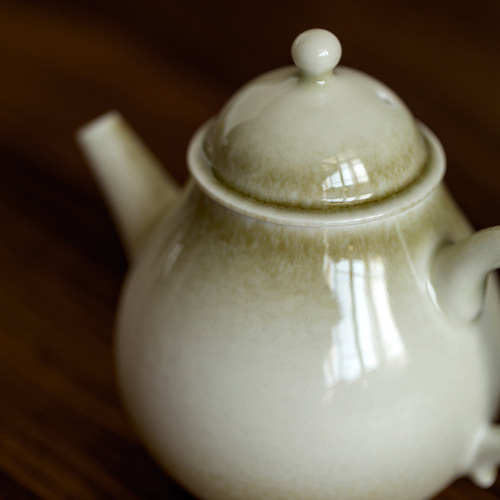 Handmade thin grass gray glaze teapot ceramic with filter single pot green gray glaze Kung Fu tea set small teapot