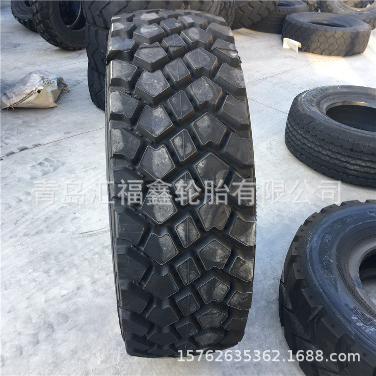 卡车轮胎 TRY68花纹 415/80R22 130吨吊车轮胎 越野花纹