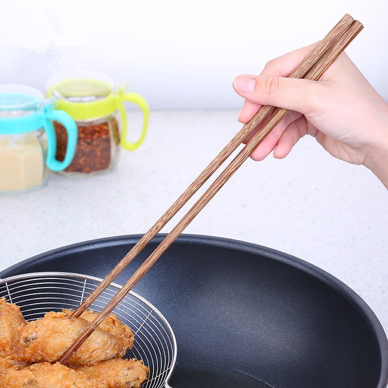 Palillos de madera de ala de pollo palillos de madera para el hogar palillos de palo de rosa palillos fritos antideslizantes palillos de olla caliente alargados Logotipo de letras comerciales