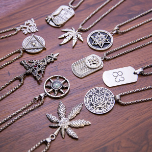 �������������ʮ�ּ�����hiphop��â�ǵ���������ë���Ů