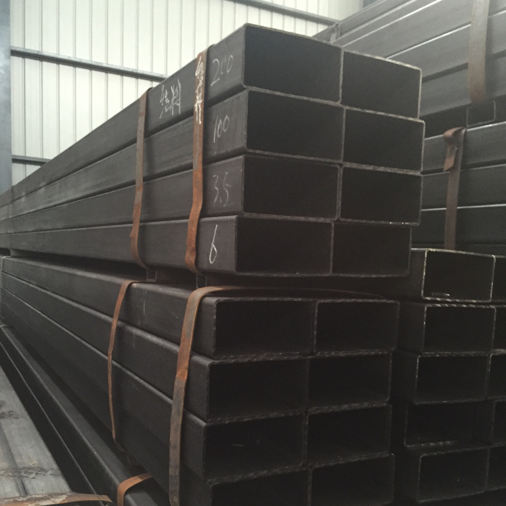 优质Q235B方管40*60方矩管非标现货量大优惠方钢厚钢管厚管