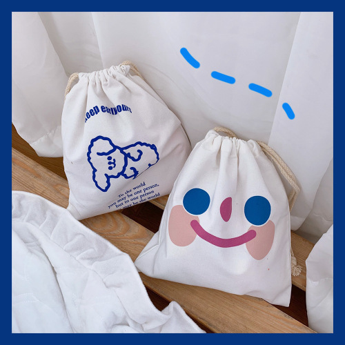 Korean version of cartoon ins healing clouds smiling face cute bunch pocket handbag girly heart student storage portable