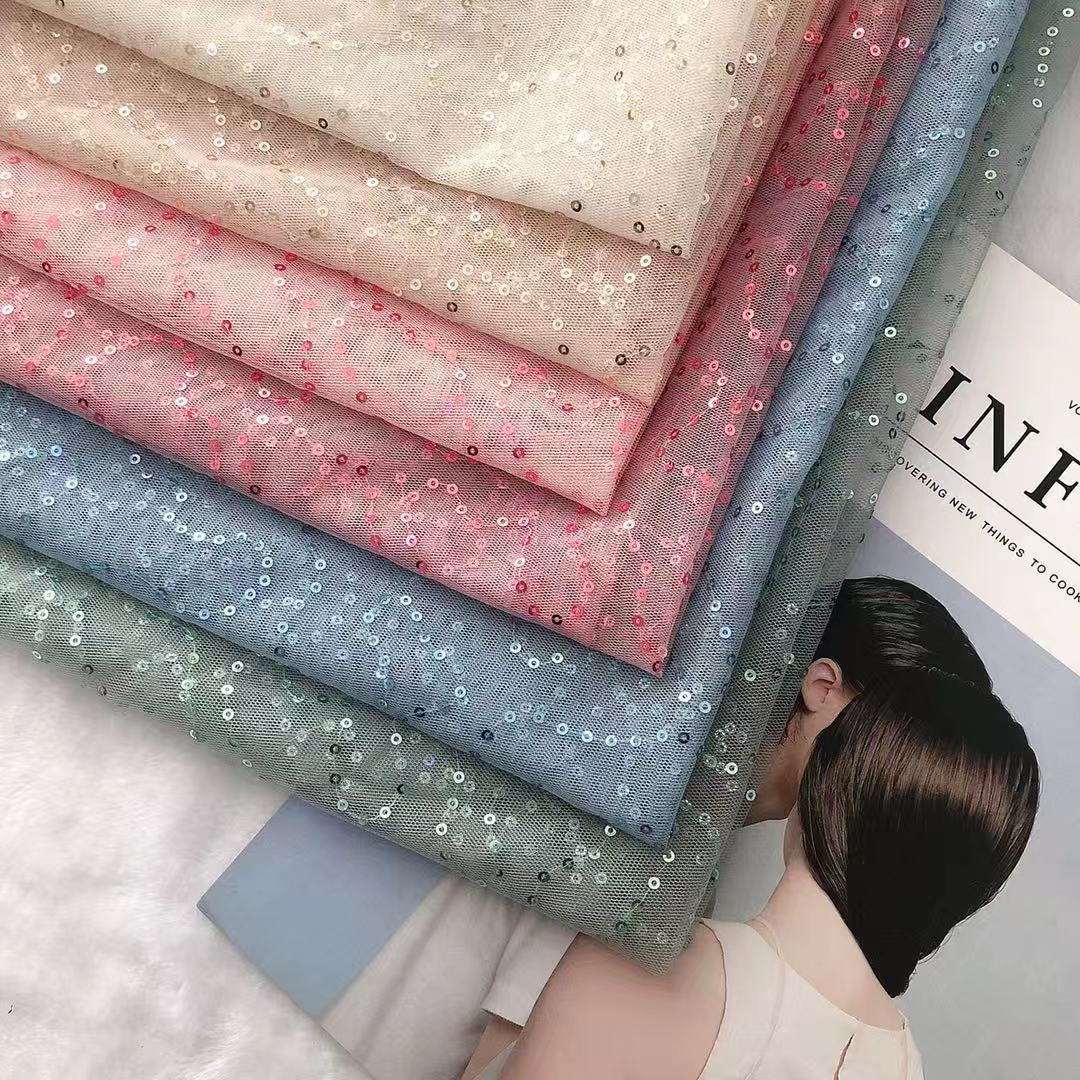 Suministro directo de fábrica pieza de bordado de tela de malla bordado de lentejuelas Hanfu Lolita ropa para niños tela multicolor bordado de lentejuelas en stock