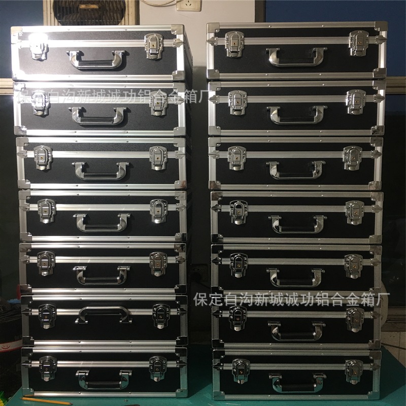 Caja de llaves portátil Caja de equipos de instrumentos electrónicos Caja de herramientas de gran tamaño Caja de escenario LED Fábrica de cajas de aviación al por mayor