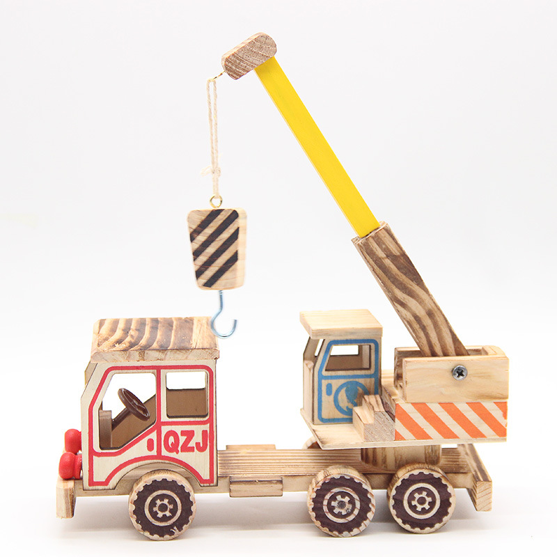 Wooden car model ornaments wholesale simulation crane crane model children's wooden engineering vehicle toys