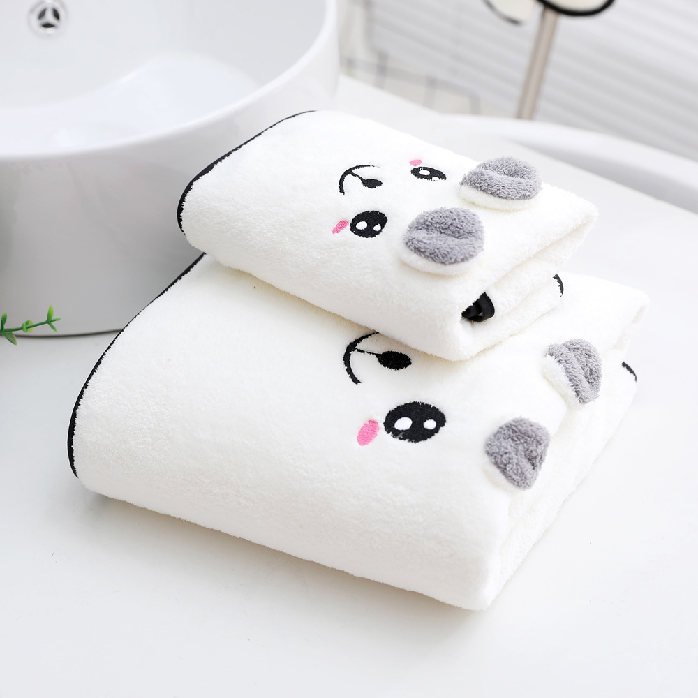 곰 머리 흰색