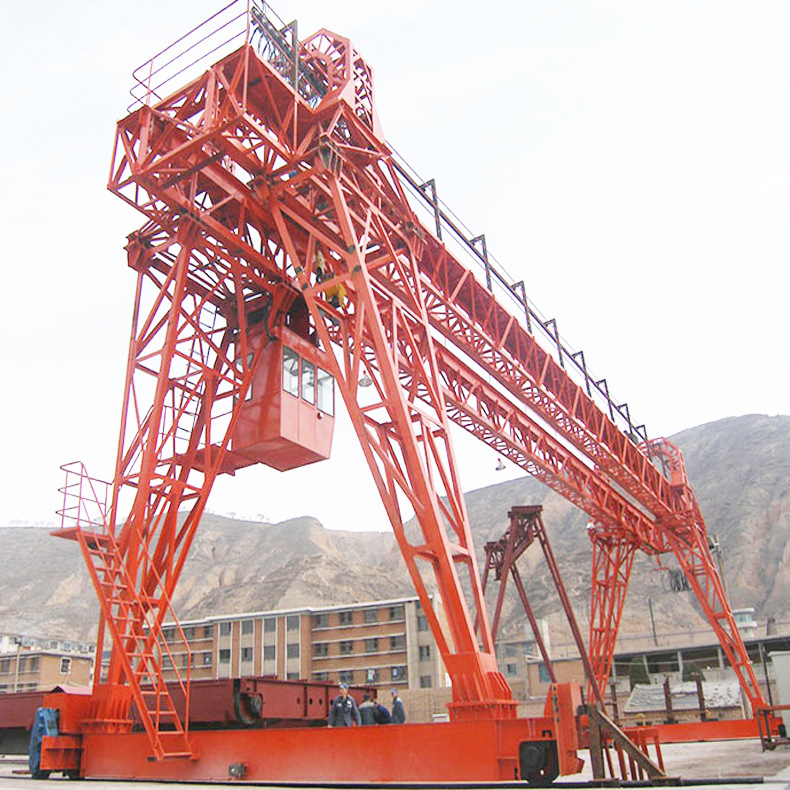 厂家供应装卸桥设备供应提梁机 工程用10吨门式起重机