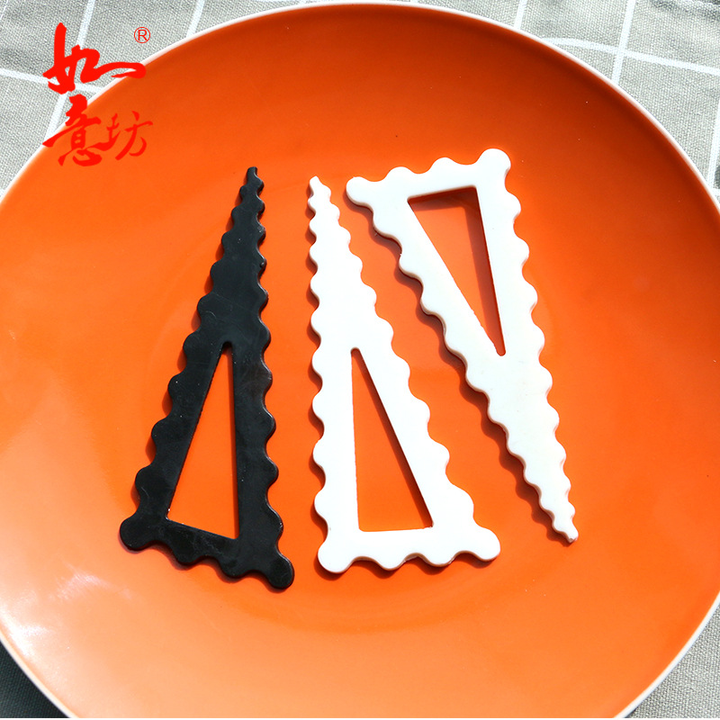 厂家供应单层巧克力硅胶模具三角形蛋糕插牌插件装饰翻糖烘焙模具