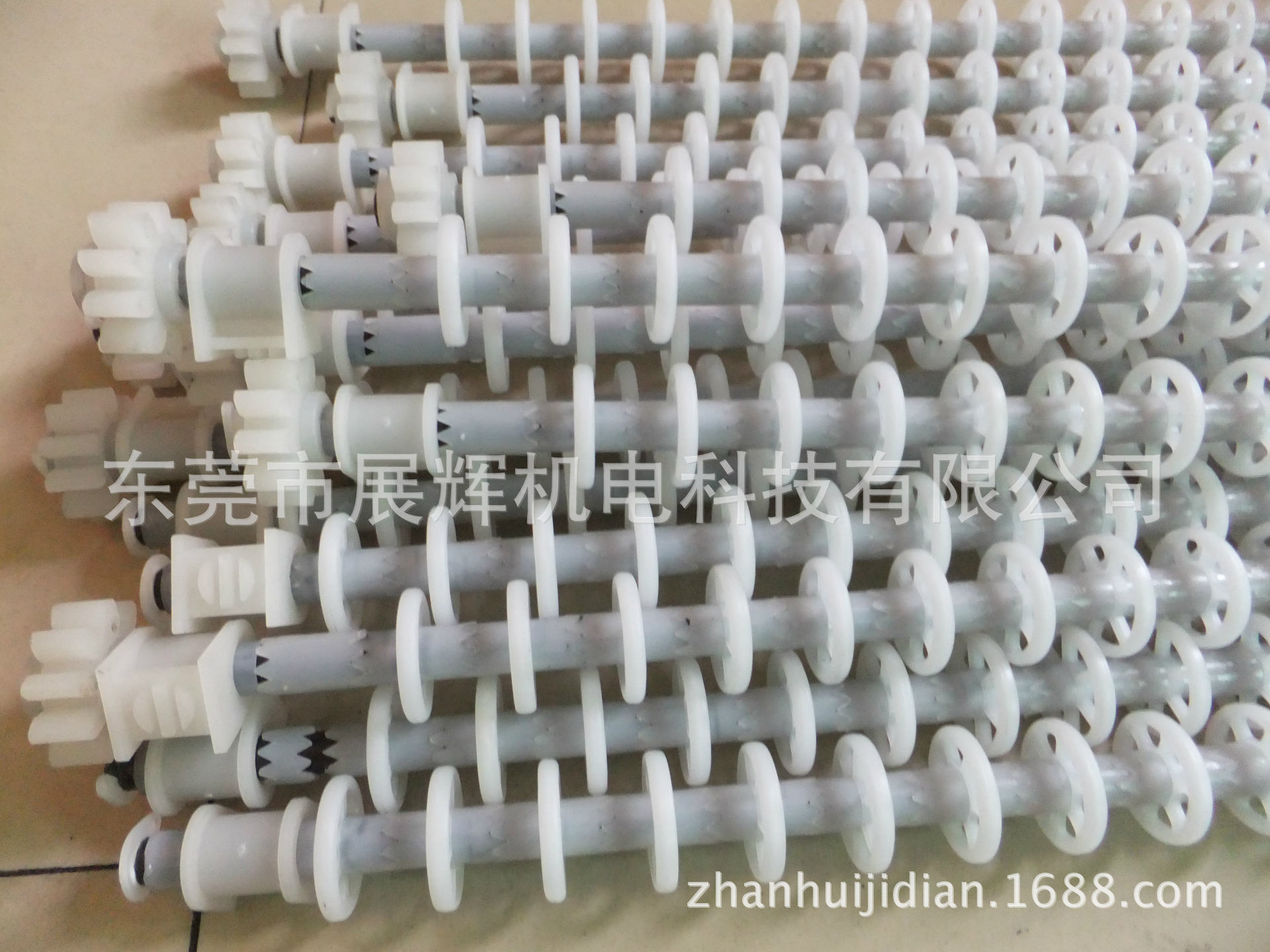 亚智设备配件：喷嘴、齿轮、插件、喷管、25带齿行辘片25*8*30