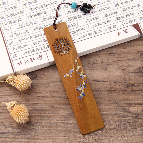 Chinese style wooden bookmarks, national trend cultural and creative gifts, creative and exquisite classical mahogany bookmark gift box set