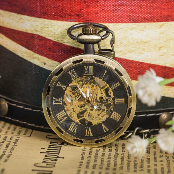 High-Looking Popular Live Broadcast Roman Numerals Retro Large Mechanical Pocket Watch for Men and Women Without Cover Carved Cut Out Hanging Chain Watch