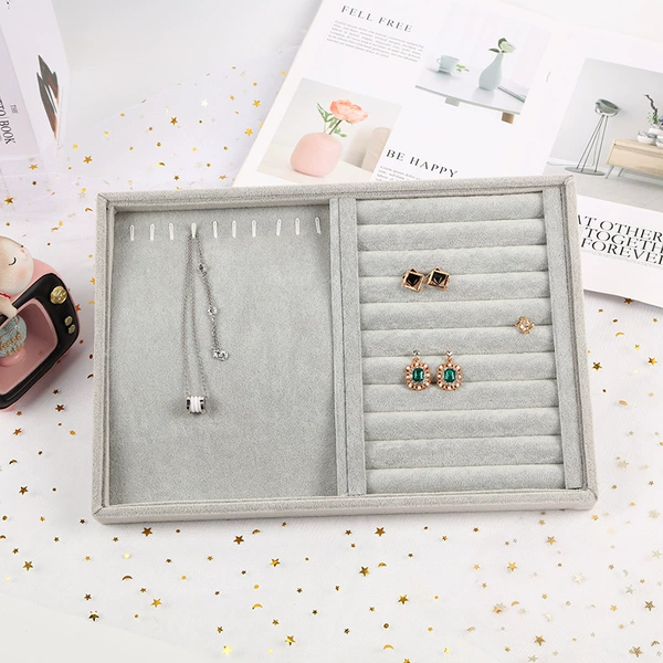 Ice gray and fleece ring+necklace