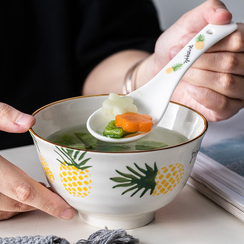 Small spoon ceramic household rice spoon large spoon restaurant porcelain spoon Japanese bone china small spoon creative commercial use