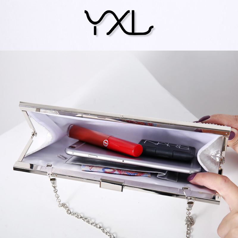 Bolso de noche de diamantes de imitación transfronterizo moda europea y americana bolso de vestido incrustado de diamantes de alto sentido bolso nupcial directo de fábrica al por mayor