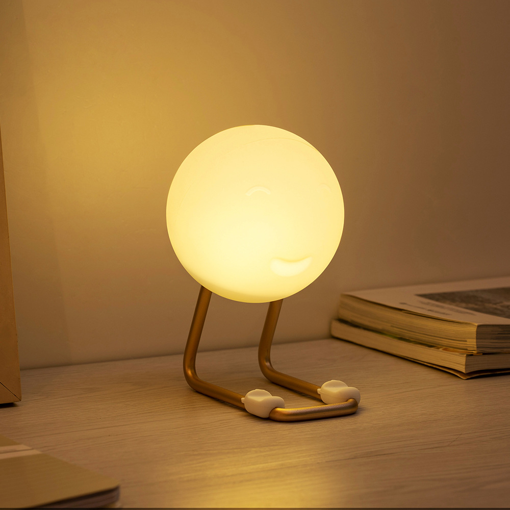 Amazon Hot Selling Bedroom Table Lamp Nightlight Creative Gift usb Charging Mobile Phone Holder Smiley Silicone Lamp