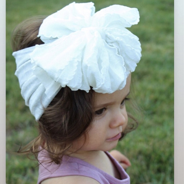 Brand summer hairgrip with bow