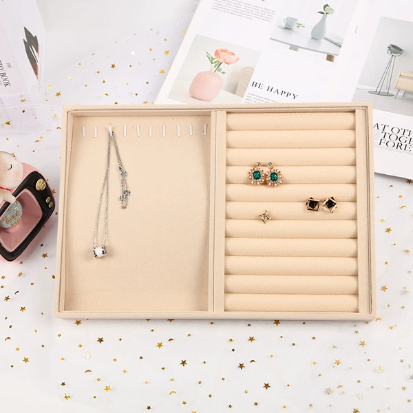 Beads and velvet rings+necklace