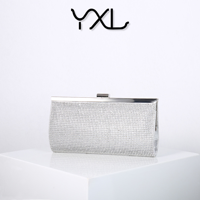Bolso de noche de diamantes de imitación transfronterizo moda europea y americana bolso de vestido incrustado de diamantes de alto sentido bolso nupcial directo de fábrica al por mayor