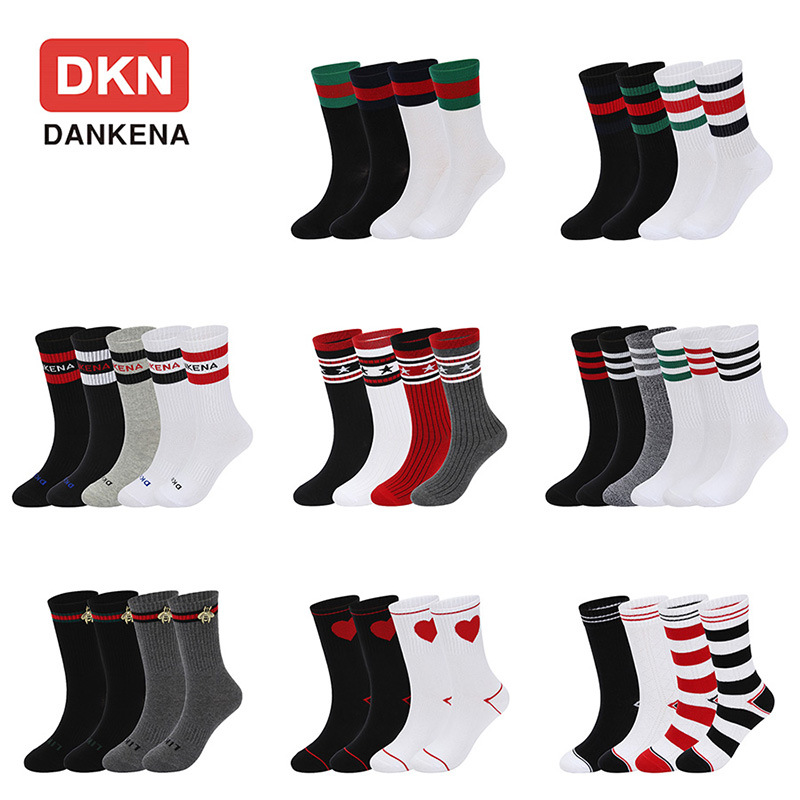Chaussettes de sport en coton à rayures noires et blanches pour couple, nouvelle collection automne-hiver 2025d, mi-mollet, pour étudiants, lettres, skateboard_voghion.com