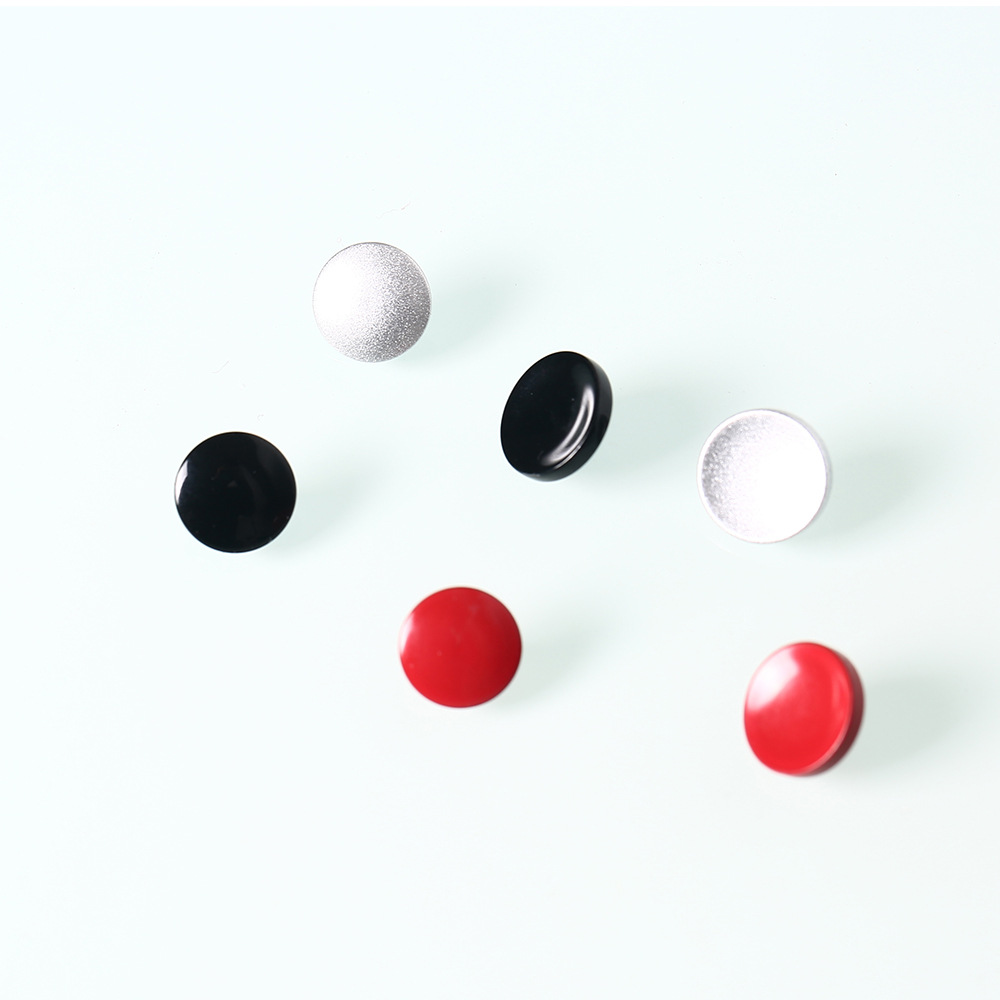 バックパッカー純粋な銅の一眼レフカメラのシャッターボタンのカメラの脱落防止のリリースボタンのねじ帽子の部品