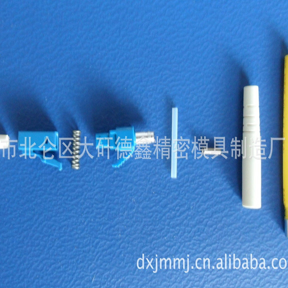 LC/APC 2.0mm 单模 l绿色 光纤连接器 散件