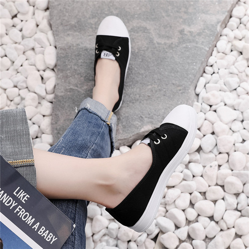 Versatile 2024 Spring Shallow Mouth Canvas Shoes Women's Shoes Student New White Shoes Korean Style Breathable Flat Bottom Nurse Shoes