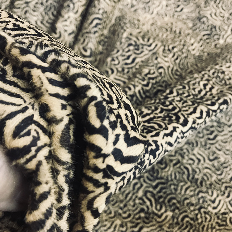 环保皮牛毛 优等牛皮 皮革 豹纹马毛双色印花皮革现货纺织皮革