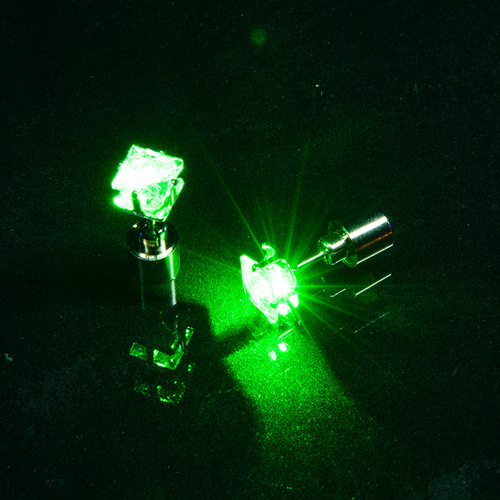 Square LED light earrings for couples, trendy men's and women's glow accessories, zirconium earrings, head ornaments, earring wholesaler