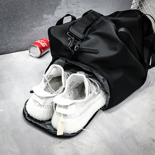 Travel bag one shoulder, capacious shoulder bag wet and dry separation, sports bag for leisure 4