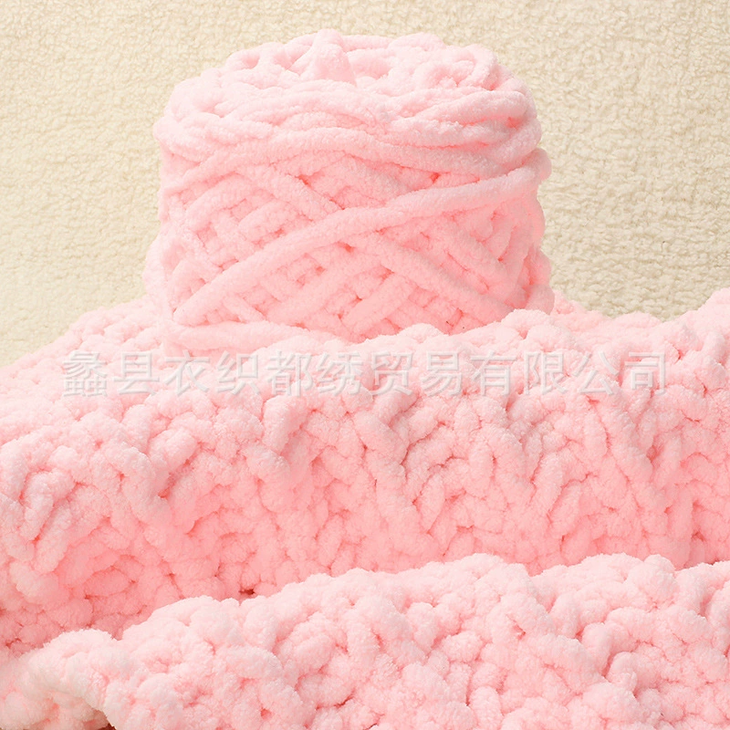 Yarn ball 100% polyester, bulky soft DIY scarf yarn, baby colors, 11×11×12 cm