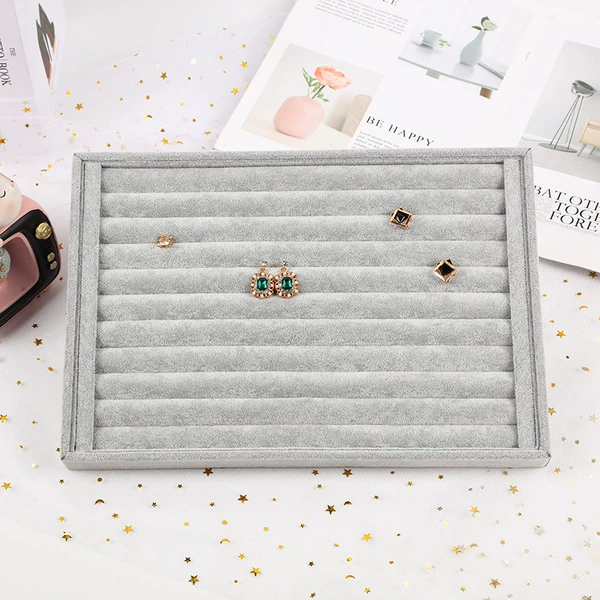 Ice gray fleece ring plate