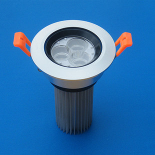 LED�컨���⚤ 3*9W��������_��75mm�����ɫ�Ӻ�߱��Ƶ�Ͳ��