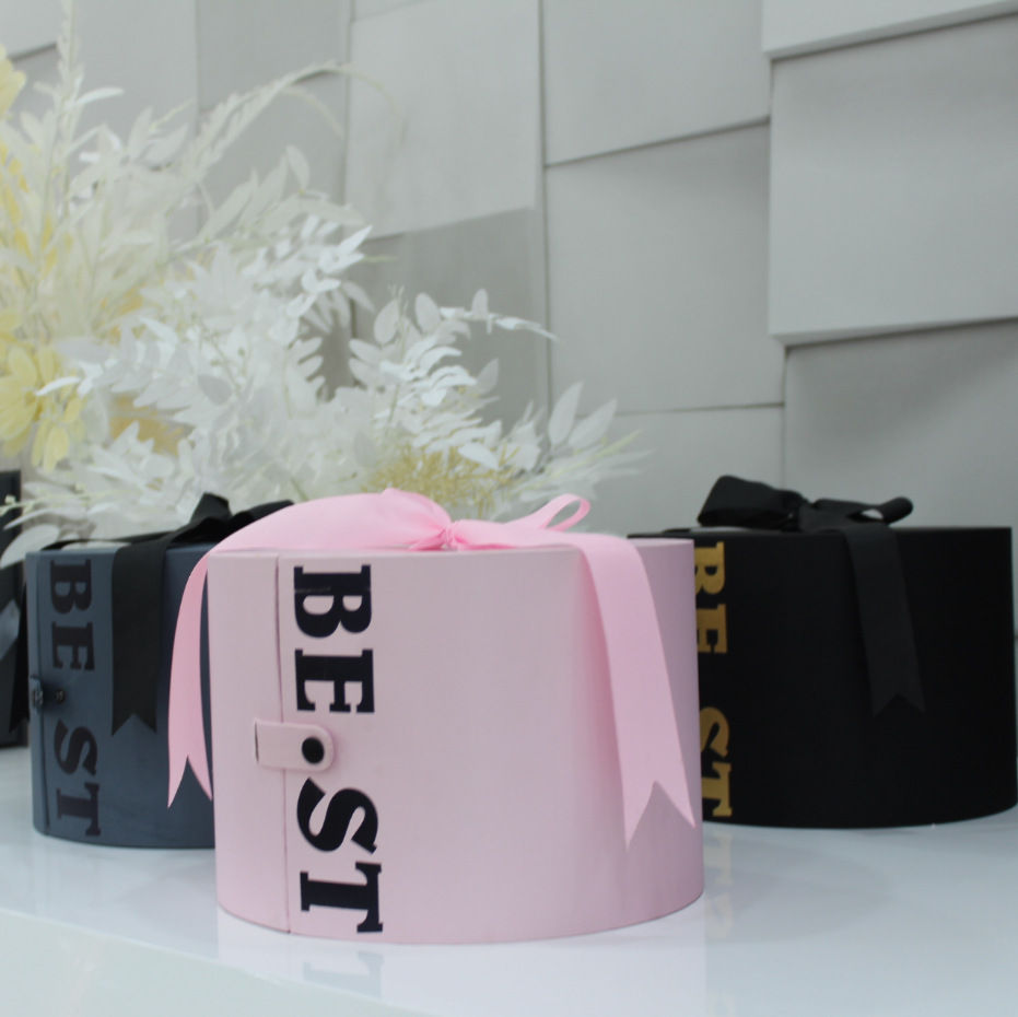 清仓库存鲜花盒旋转圆盒魔法城堡礼盒圆形抱抱桶伴手礼品盒现货