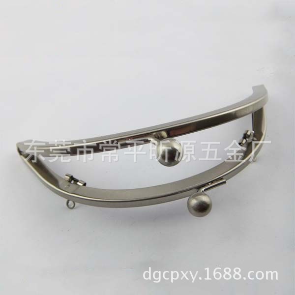 厂家供应直销半圆钱包背包五金，口铰，手袋配件扣