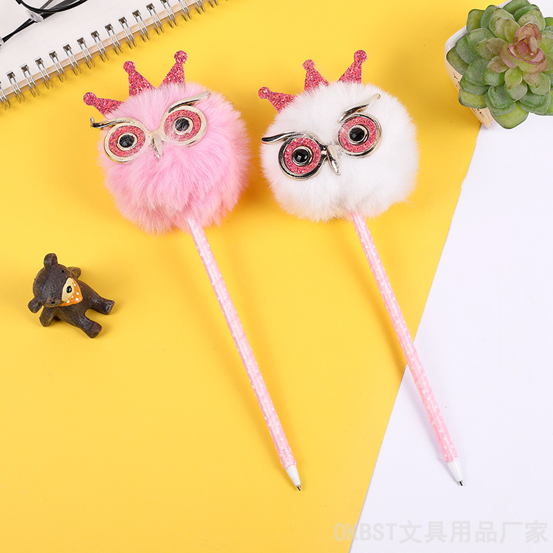 Creativo de dibujos animados unicornio gafas en polvo conejo búho peluche bola bolígrafo decorativo