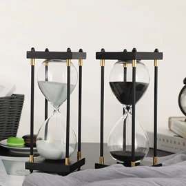 沙漏;酒杯;吸管杯