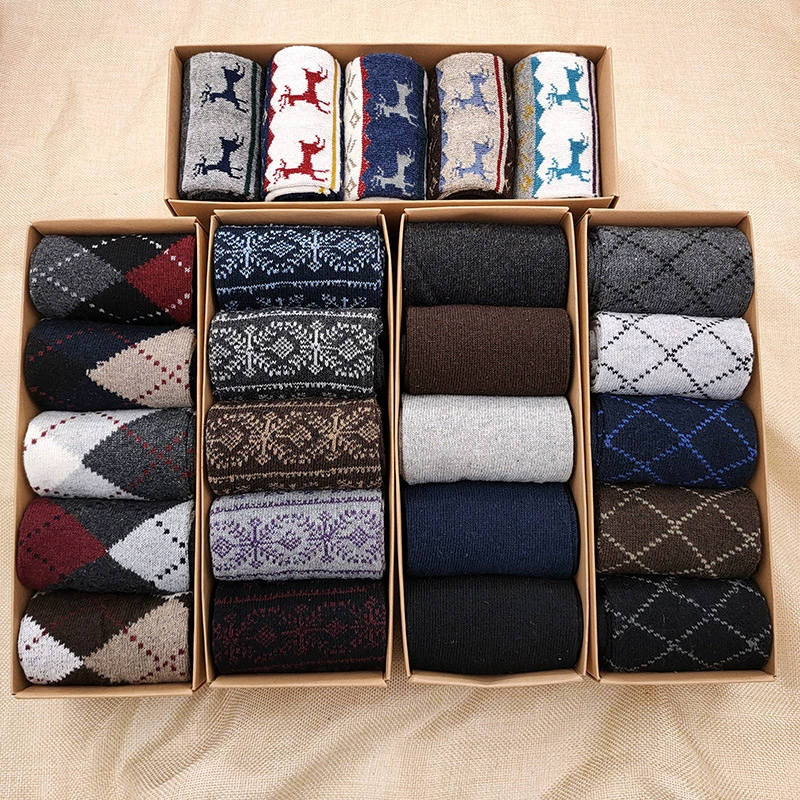 Men’s wool‑blend mid‑length socks (gift box), 5 pairs, patterned styles