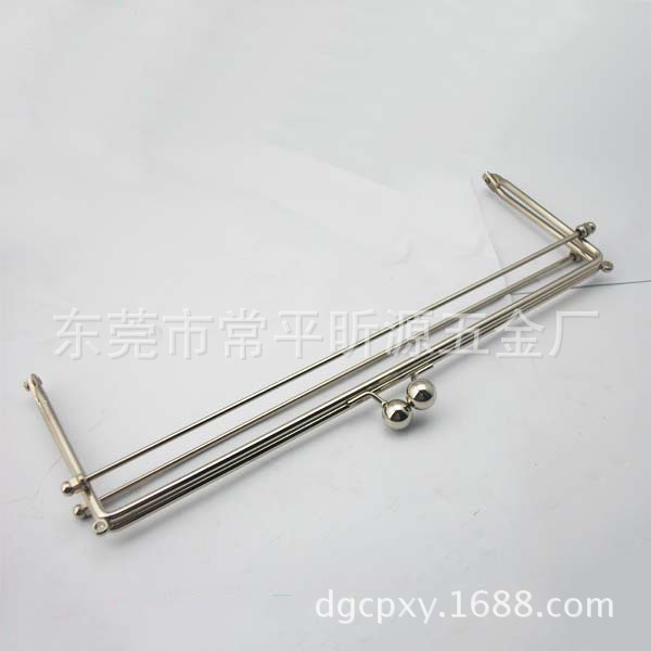 供应手提包五金夹， 驳脚架 ，手袋口金， 钢线五金铰