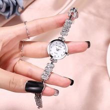 ɭϵСֱinsŮ|WԺLˇСPС