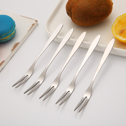 Factory direct sales stainless steel fruit fork, household dessert fork, hotel supplies, Christmas fruit picks, moon cake knife and fork