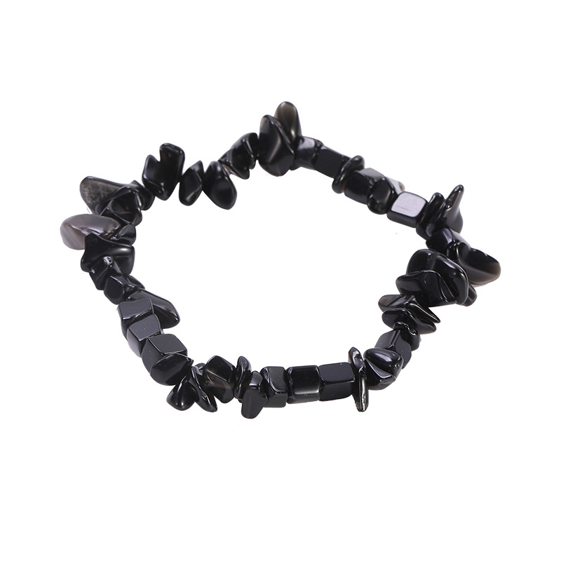 Abbraccia la dolce energia naturale dei cristalli curativi. Ogni pietra porta una vibrazione pura per equilibrare la mente, calmare lo spirito e proteggerti da_voghion.com