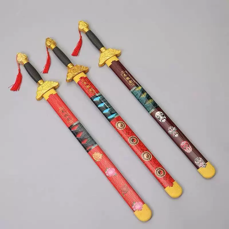 Бамбуковый меч (Qiuzhen) assorted декоративные мечи, пластиковые чехлы для клинков, множественные стили, 0.375 кг