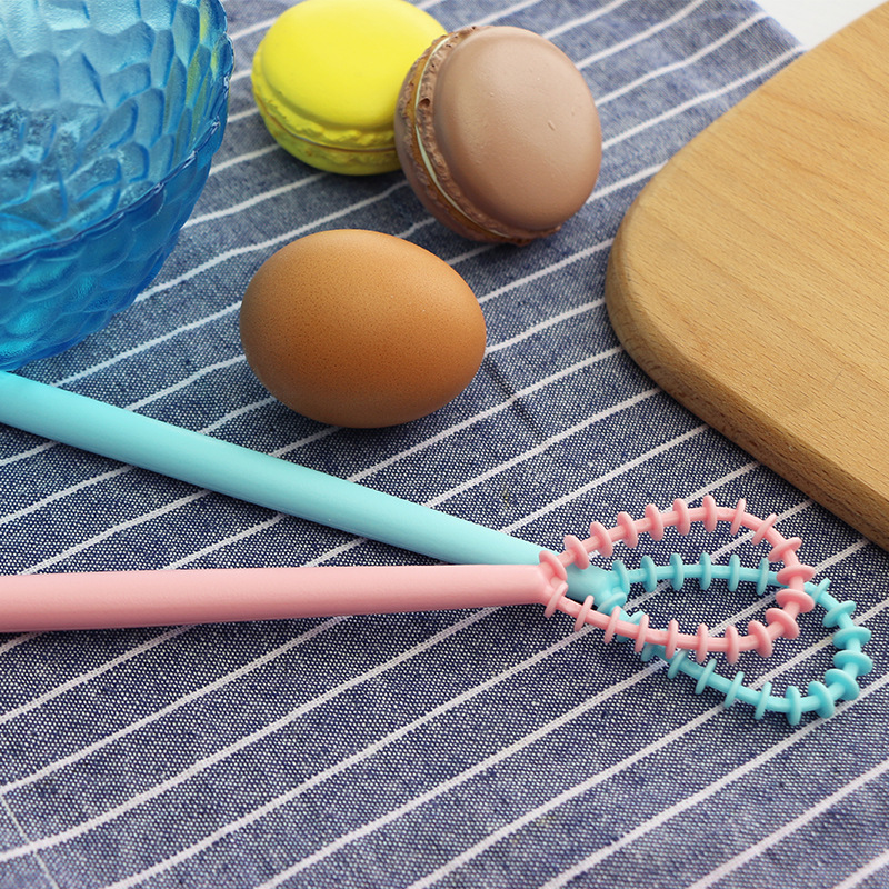 Ventas transfronterizas calientes de batida de miel cucharada de miel batidor de huevos polverizador de plástico gadgets de cocina creativos